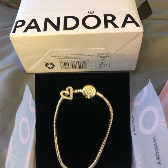Pandora Bracelet - Picture 3 of 5